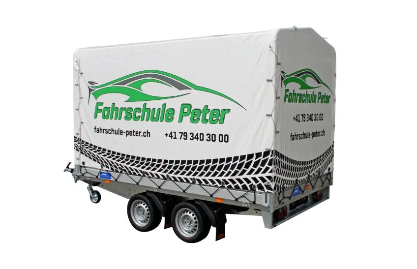 Tandemachs Hochlader mit Blachenverdeck