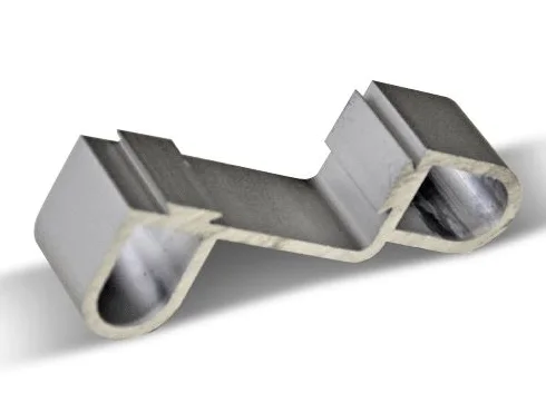 Aluprofil 24 mm breit mit 2 Ösen 