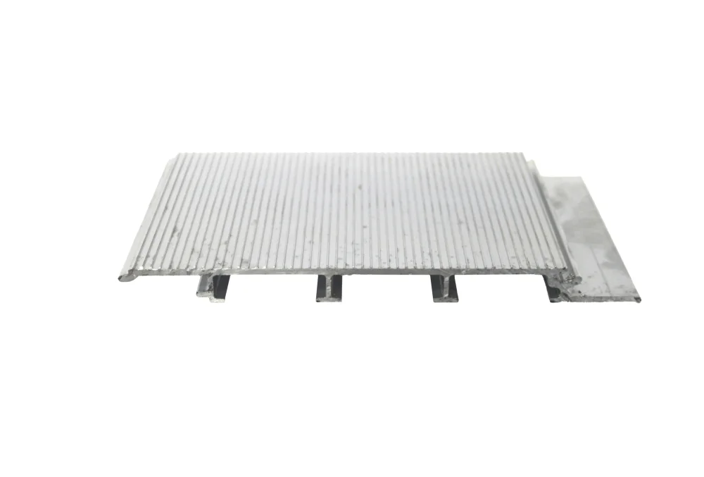 Plankenprofil Alu 200 x 19 mm x 6500 mm (Mass verlegt)